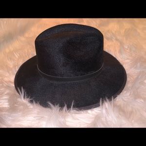 Black cowboys hat